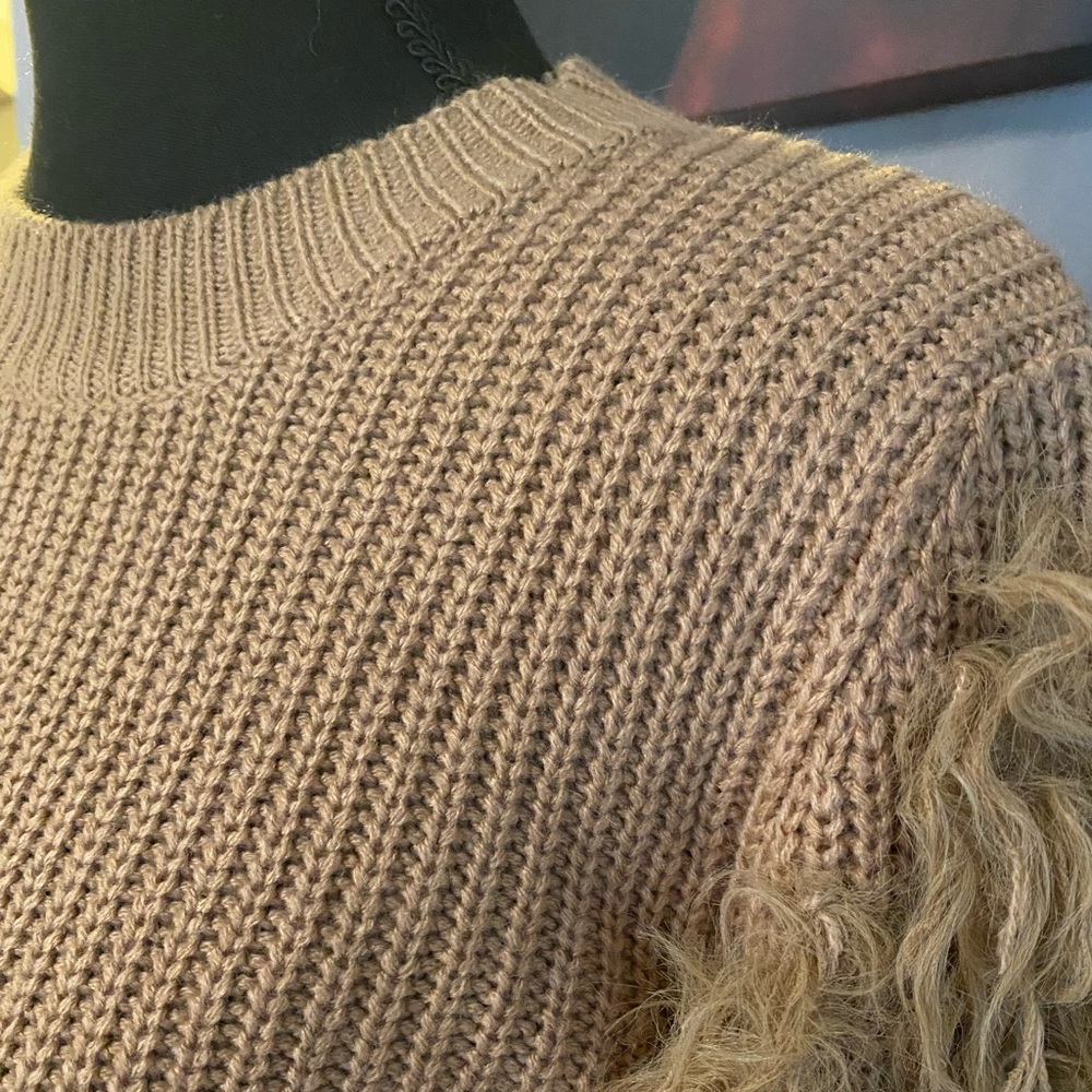 Fringe Fur Tan Crop Sweater and Matching Skirt 🤩 - Picture 6 of 7
